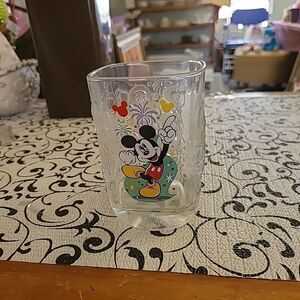 2000 Walt Diney World McDonald's Glass